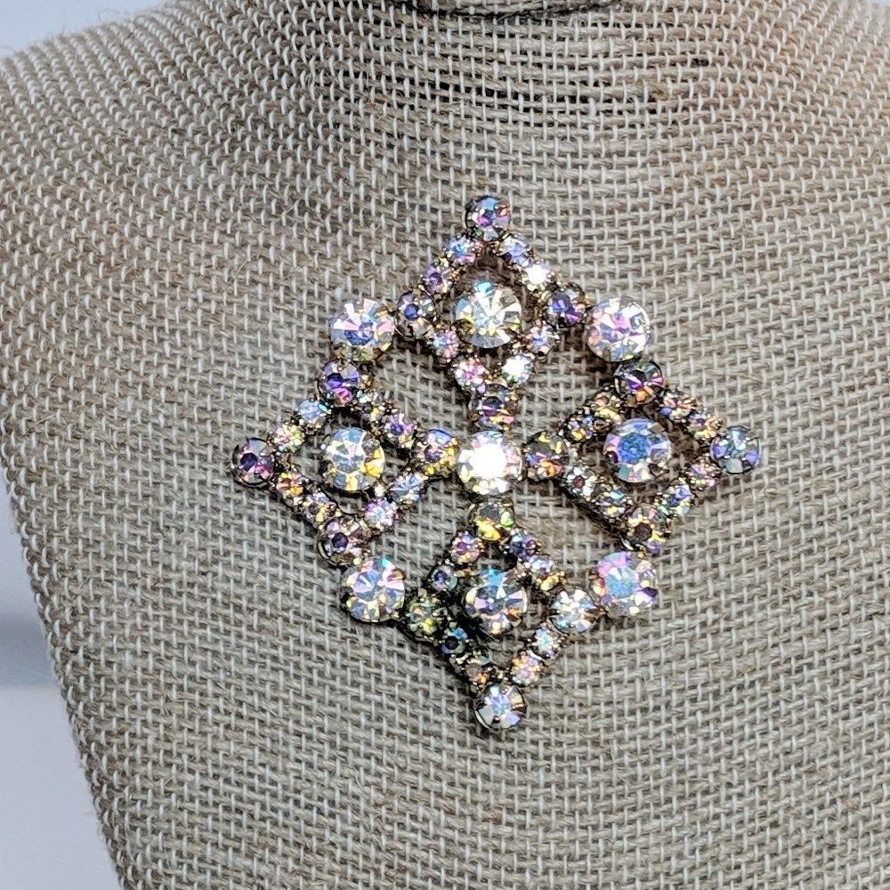 Vintage Amsel Glamorous Rhinestone Brooch